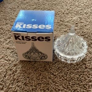 New in box crstal Hershey kisses candy dish. Great gift from grandchild.